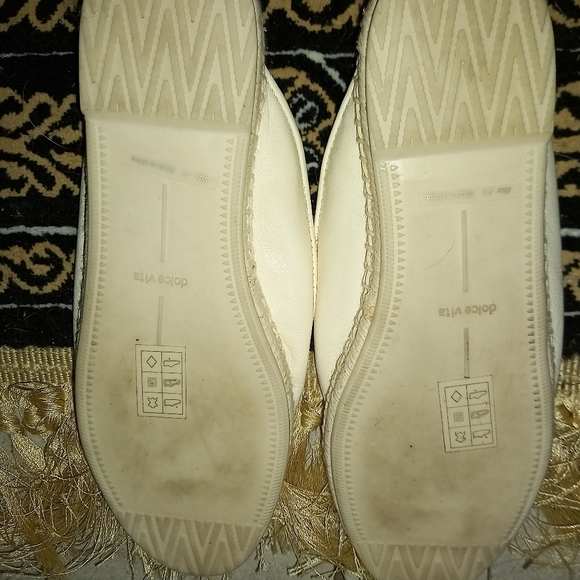 Dolce Vita - W/ size 7.5 slip on flats - Picture 4 of 5